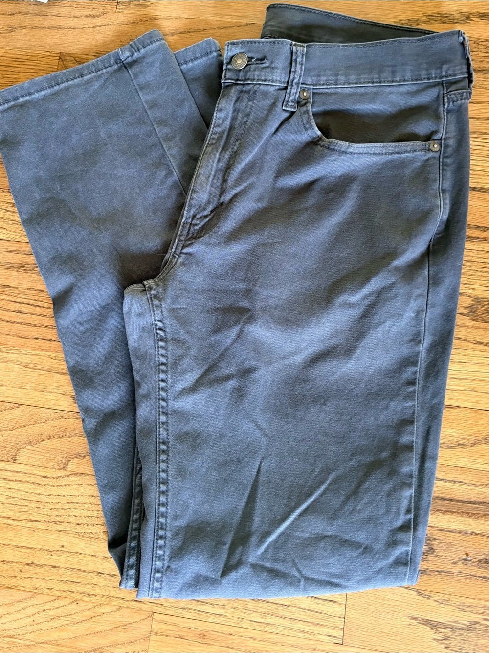 Levi's Slim Straight Jeans in Navy